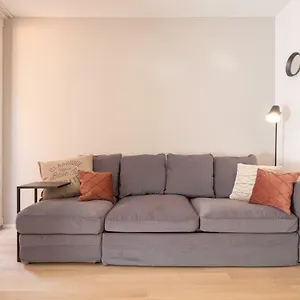 https://bologna-house-tubertini.emilia-romagnahotels.net